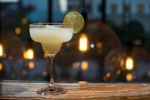 womenlifeSalsa White sangria