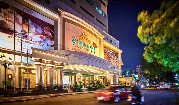 womenlifeWindsor Plaza Hotel