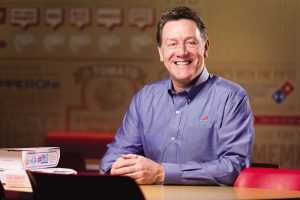 Patrick doyle chu tich va giam doc dieu hanh tap doan domino pizza BvDomino 704 2017 ok
