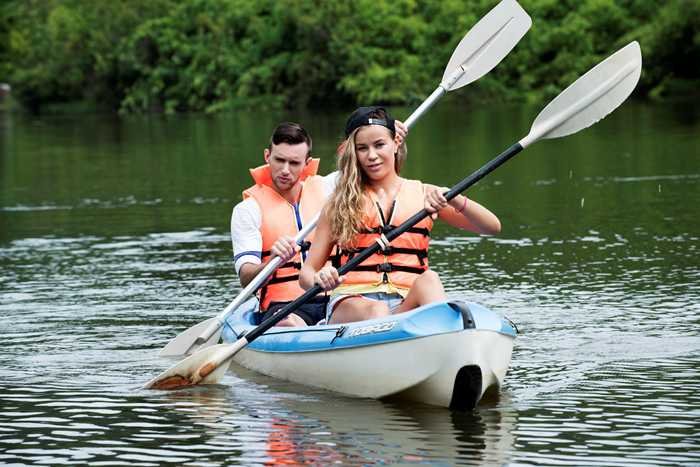 womenlifeKayak Henri 3
