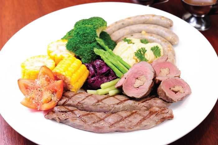 womenlifeGartenstadt Veal Trio