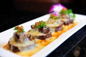 wKissho Roast US beef with melted cheese