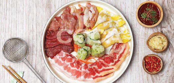 COCA restaurant Vincom Center - Phong cách ẩm thực tươi mới, không gian xanh 11 Coca Suki Thit Vien Tong Hop 06