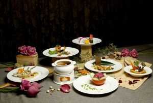 Set Thanh Tinh