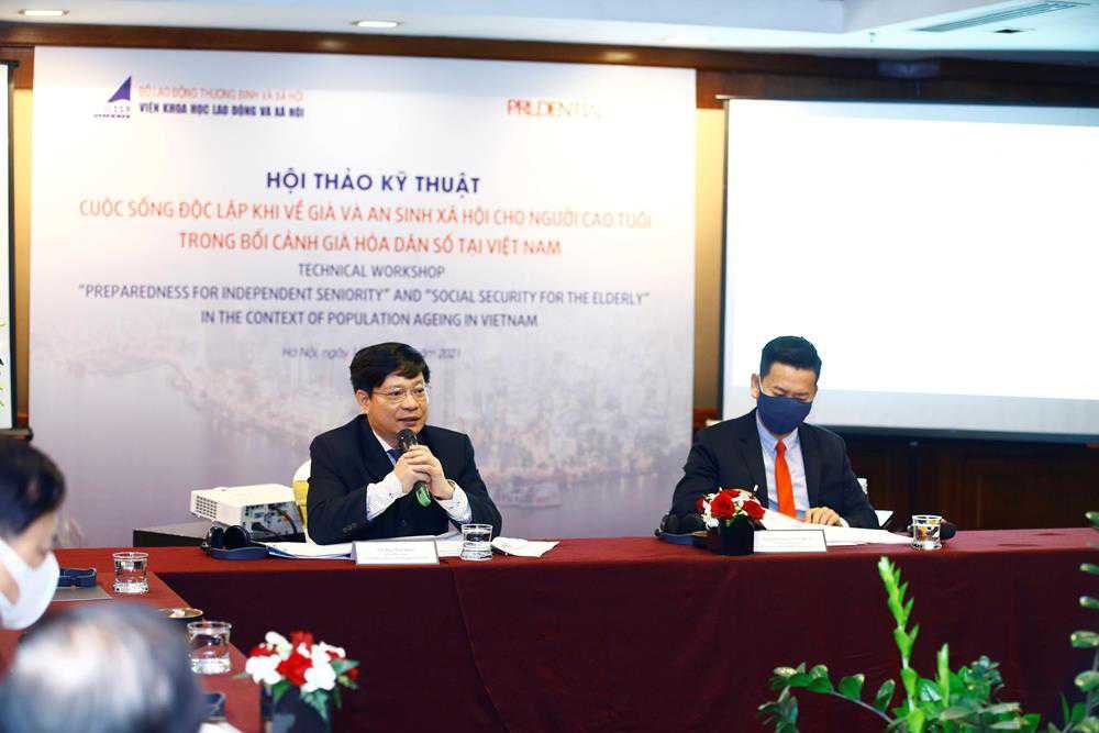 womenlife.vn Ông Bùi Tôn Hiến cùng ông Phương Tiến Minh chủ trì Hội thảo