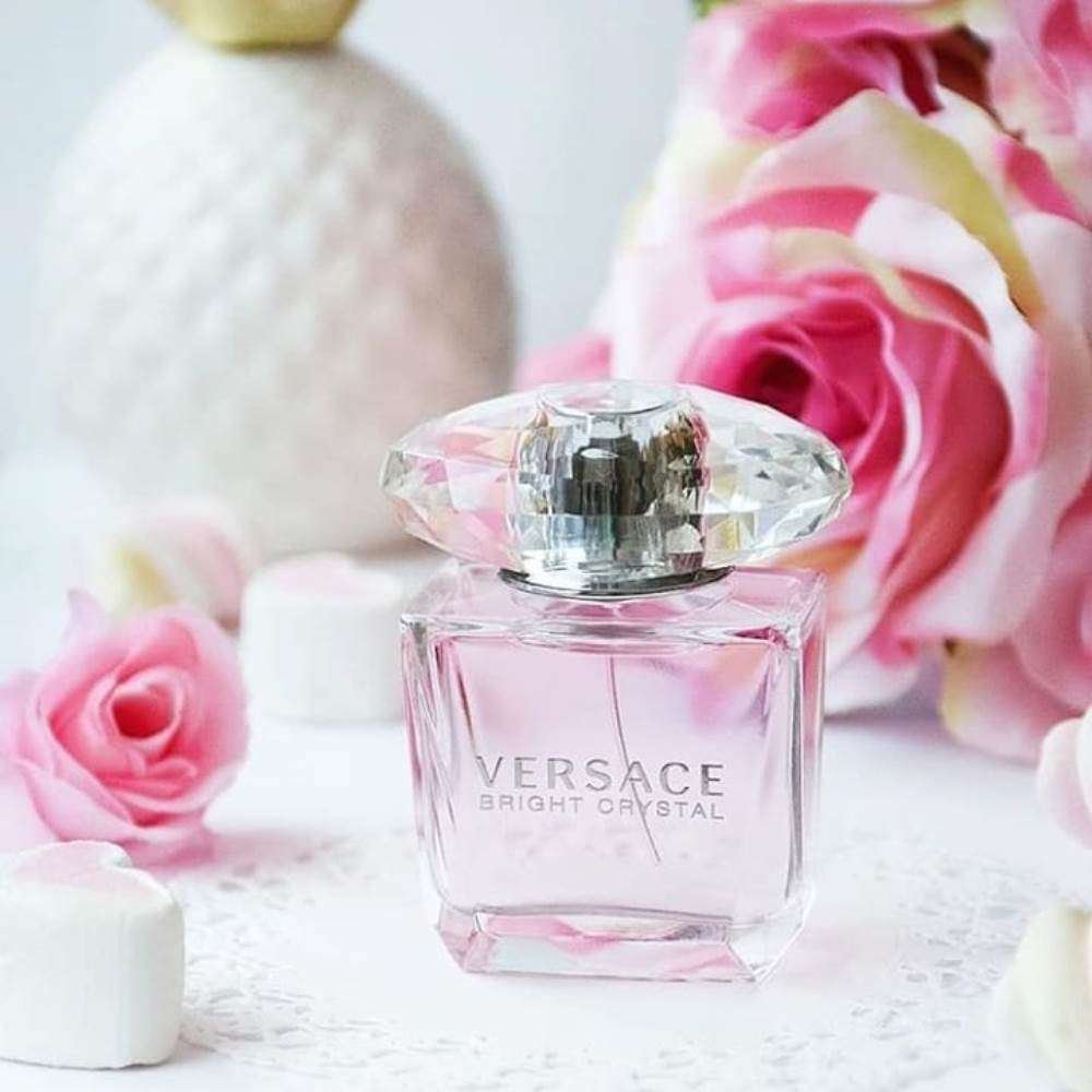 Versace Bright Crystal - Cô nàng kiêu kì 12 Songdepvn.vn Versace Bright Crystal
