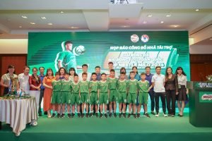 3. Voi quy mo tranh tai mo rong khap cac tinh thanh giai dau da thu hut su quan tam cua cac cap lanh dao Nha nuoc va dong dao nguoi ham mo tren ca nuoc