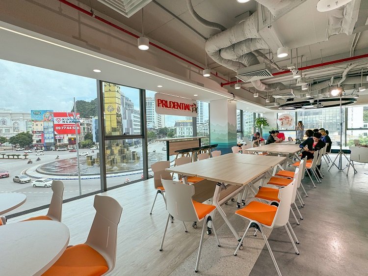Prudential khai trương văn phòng PRUVenture Quảng Ninh, khẳng định chiến lược đầu tư dài hạn vào con người 41 IMG 7031