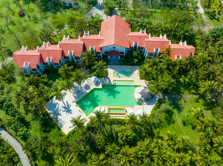 Pax Ana Dốc Lết Resort & Spa khẳng định sức hút qua đấu trường giải thưởng uy tín 33 Cam nhan net quyen ru cua dia phuong tai khu nghi duong bien sang trong