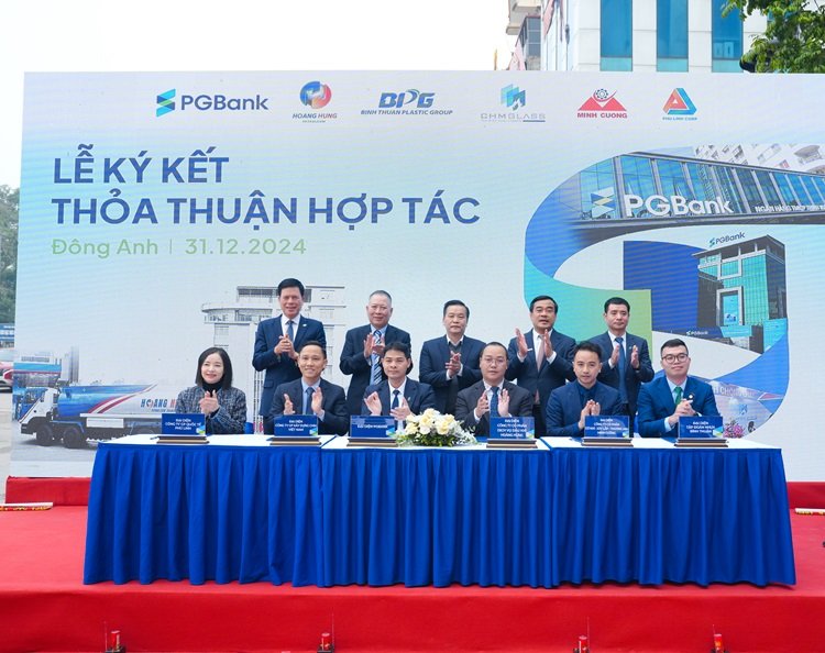 PGBank khai trương chi nhánh tại Đông Anh 1 PGBank 3