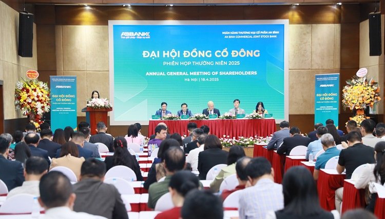 Đại hội đồng cổ đông ABBANK năm 2025: Kế hoạch lợi nhuận trước thuế 2025 đạt 1.800 tỷ đồng 14 ABBANK Ke hoach loi nhuan truoc thue 2025 1