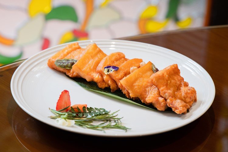 Chào mừng những ngày đặc biệt trong tháng 5 và tháng 6 với những món ngon tuyển chọn từ nhà hàng ngân đình sài gòn 14 Suon Quay Chao