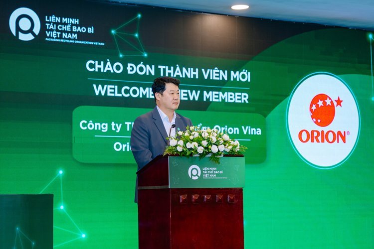 Orion Vina chính thức là thành viên của PRO Việt Nam 15 Dai dien Orion phat bieu
